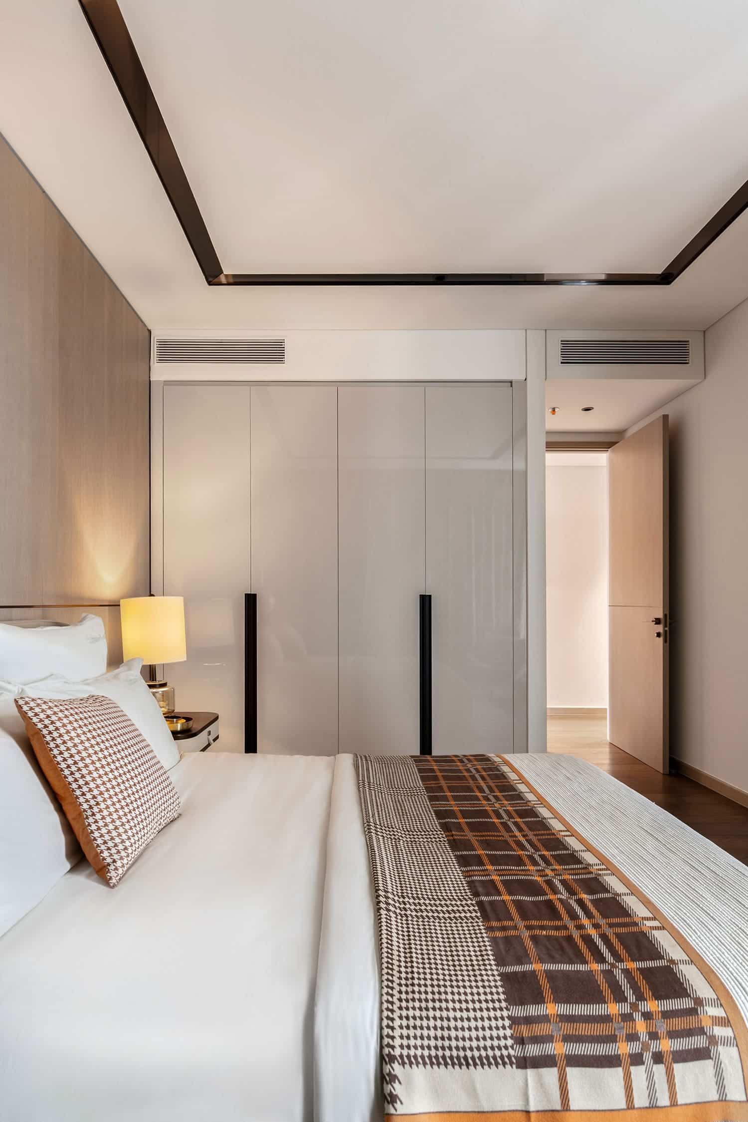 Bên trong căn hộ hàng hiệu Marriott dự án Grand Marina Saigon.